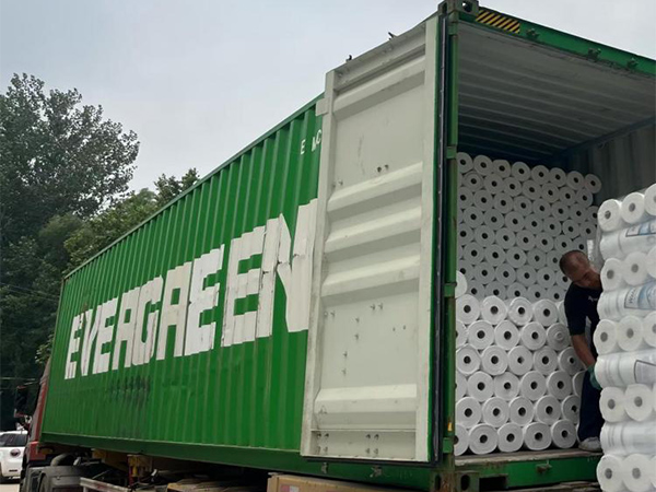 Xiashi Packing выполнила заказ на Ближнем Востоке, высокопроизводительные мембраны готовы к отправке Xiashi Packing выполнила заказ на Ближнем Востоке, высокопроизводительные мембраны готовы к отправке
